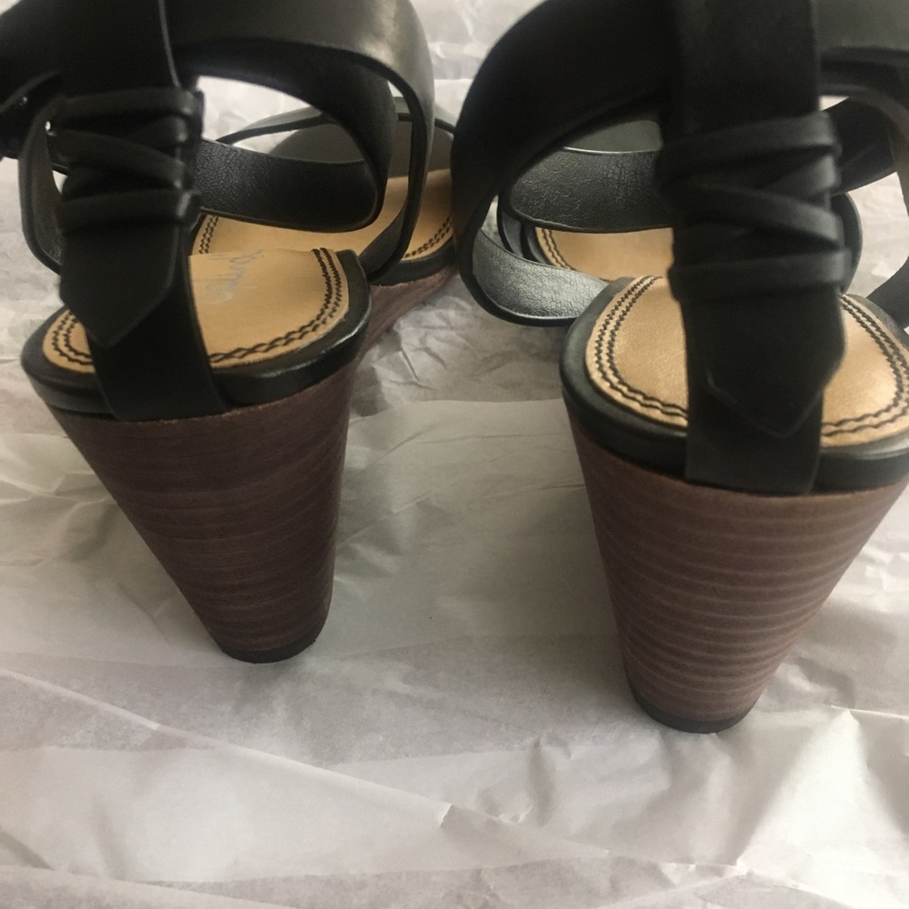 Splendid Black Leather Wedge Sandals - Picture 5 of 8